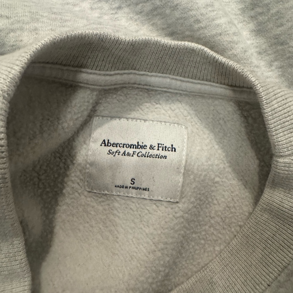 Abercrombie Crew Neck - image 4